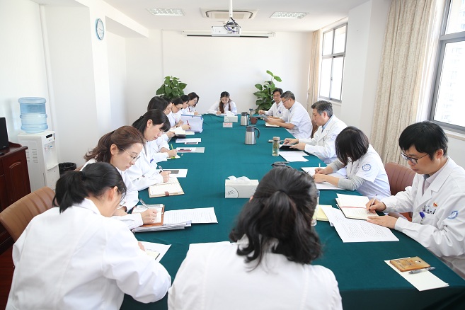 A98I0670.jpg A98I0670.jpg