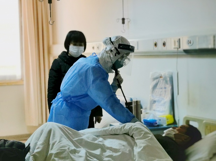 胡臻3_副本.jpg 胡臻3_副本.jpg