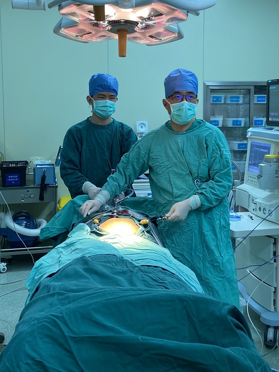 陈义钢-微创手术.jpg 陈义钢-微创手术.jpg